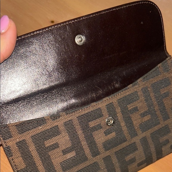 Fendi Brown and Black Wallet - Picture 3 of 7